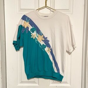 Vintage Alfred Dunner floral embroidered retro shirt size m seashell beaded